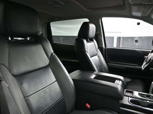 Used 2018 Toyota Tundra Limited AWD/4WD image 23