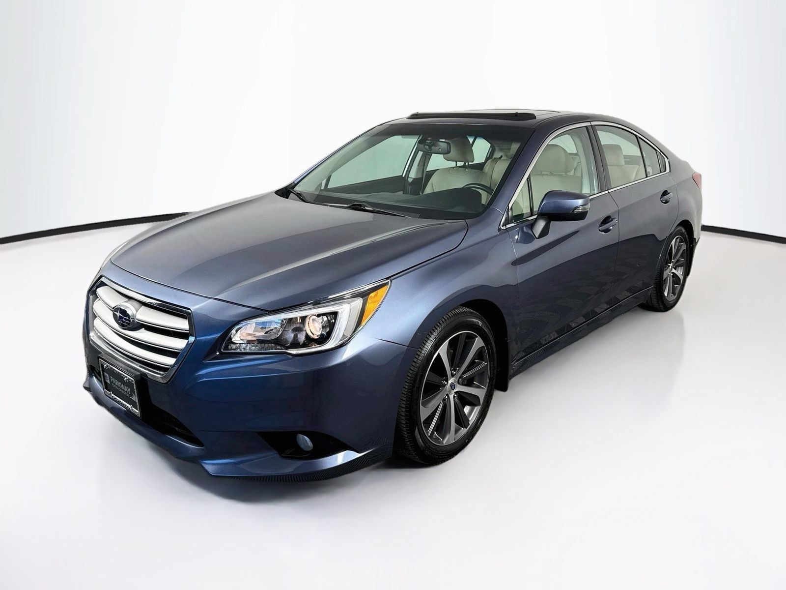 Used 2015 Subaru Legacy 2.5i Limited AWD/4WD image 3
