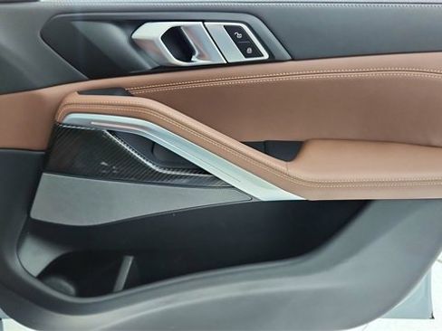 Used 2025 BMW X6 M60i image 23