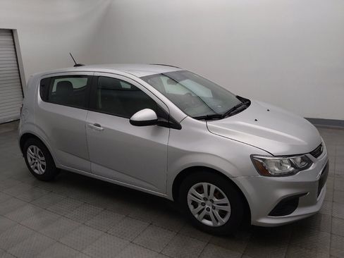 Used 2020 Chevrolet Sonic LT FWD image 11