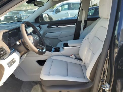 Used 2026 GMC Terrain Denali image 18