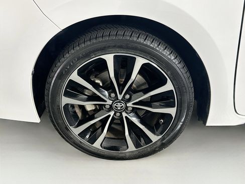 Used 2019 Toyota Corolla SE FWD image 11
