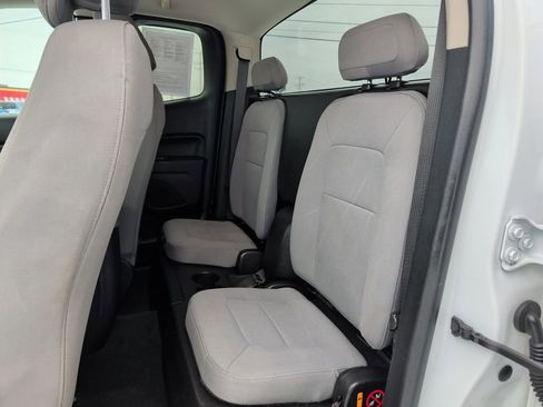 Used 2016 Chevrolet Colorado W/T image 17