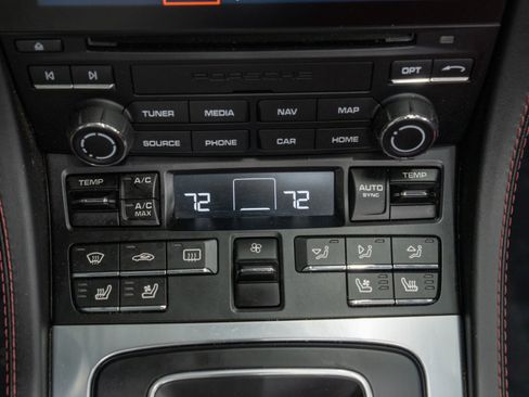 Used 2018 Porsche 718 Boxster S RWD image 31