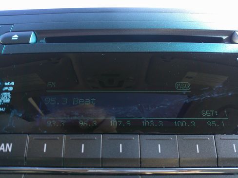 Used 2014 Toyota Sienna XLE image 24