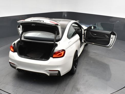 Used 2020 BMW M4 Coupe image 27