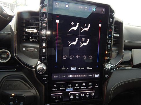 Used 2025 RAM 3500 Limited image 32