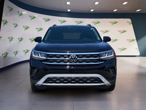 Used 2021 Volkswagen Atlas SE w/ Panoramic Sunroof Package image 2
