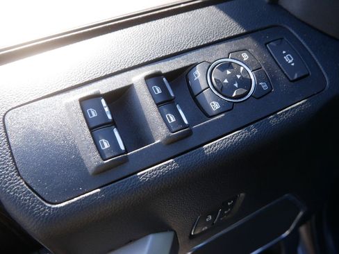 Used 2021 Ford F350 Lariat w/ Lariat Value Package image 12