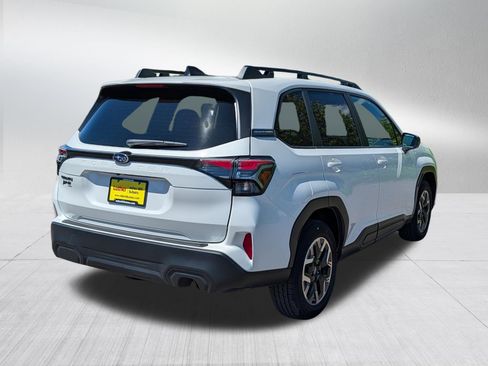 Used 2026 Subaru Forester Premium AWD/4WD image 7
