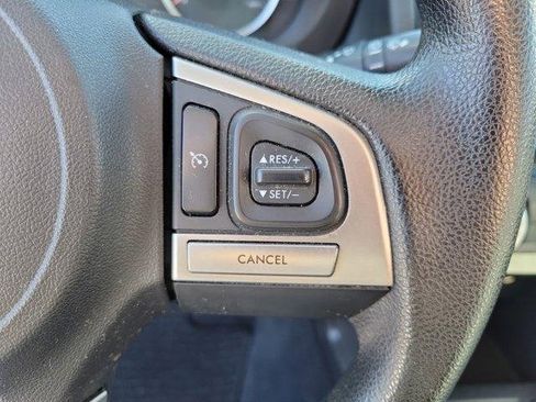 Used 2018 Subaru Forester 2.5i Premium w/ All-Weather Package image 21