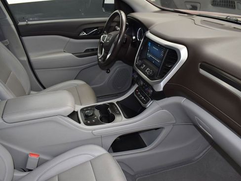 Used 2021 GMC Acadia SLT image 25