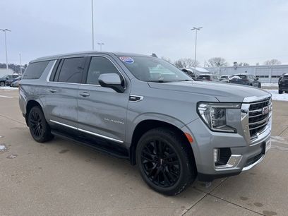 Used 2023 GMC Yukon XL SLT