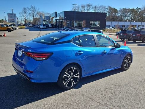 Used 2020 Nissan Sentra SR image 9