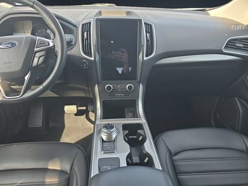 Used 2024 Ford Edge SEL w/ Convenience Package AWD/4WD image 11
