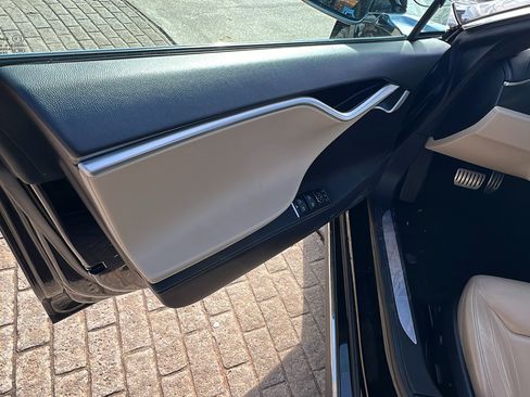 Used 2014 Tesla Model S P85D image 14