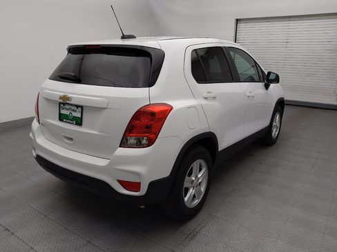 Used 2020 Chevrolet Trax LS w/ Tint and Cruise Package FWD image 9