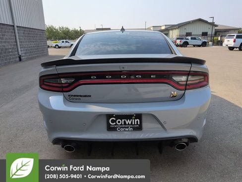 Used 2021 Dodge Charger Scat Pack w/ Dynamics Package RWD image 4