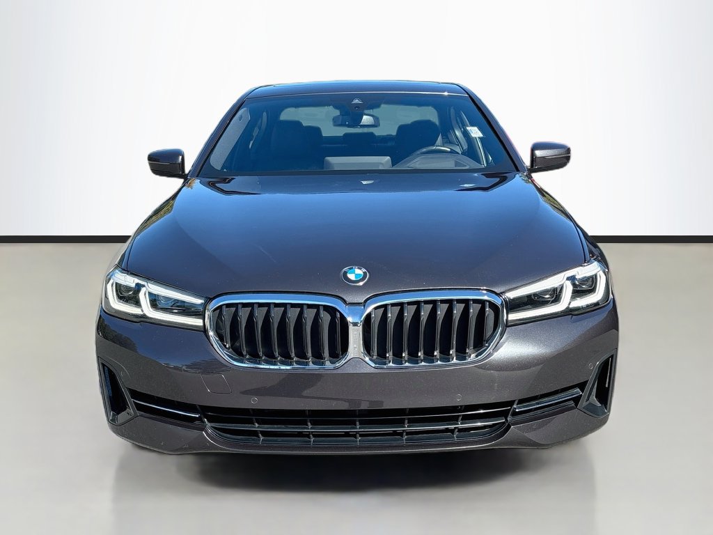 Used 2023 BMW 530i w/ Premium Package RWD image 2