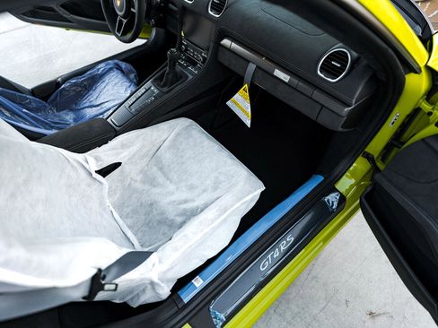 Used 2023 Porsche 718 Cayman GT4 RS image 86