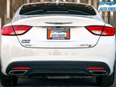 Used 2015 Chrysler 200 S w/ Navigation & Sound Group I image 4