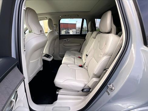 New 2026 Volvo XC90 T8 Ultra image 12