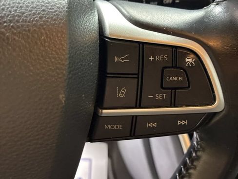 Used 2022 Toyota Highlander XSE AWD/4WD image 16