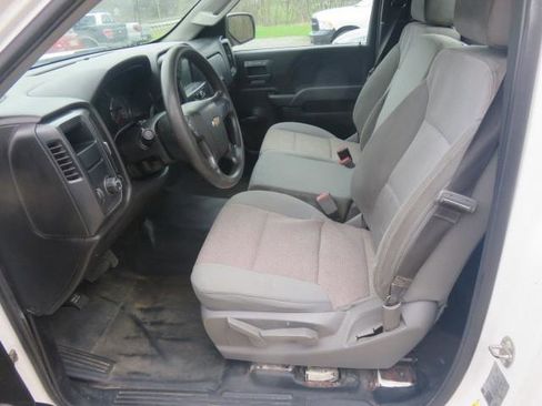 Used 2018 Chevrolet Silverado 1500 W/T w/ Trailering Package image 15