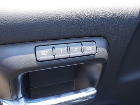 Used 2019 GMC Sierra 2500 Denali AWD/4WD image 23
