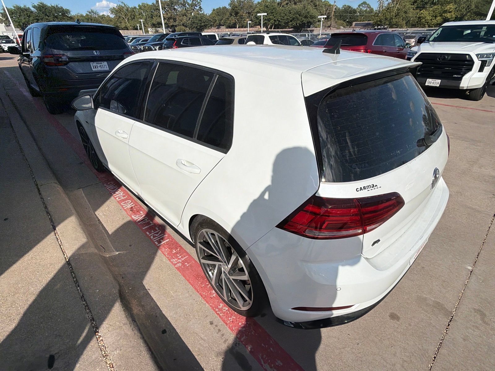 Used 2019 Volkswagen Golf R 4-Door AWD/4WD image 7