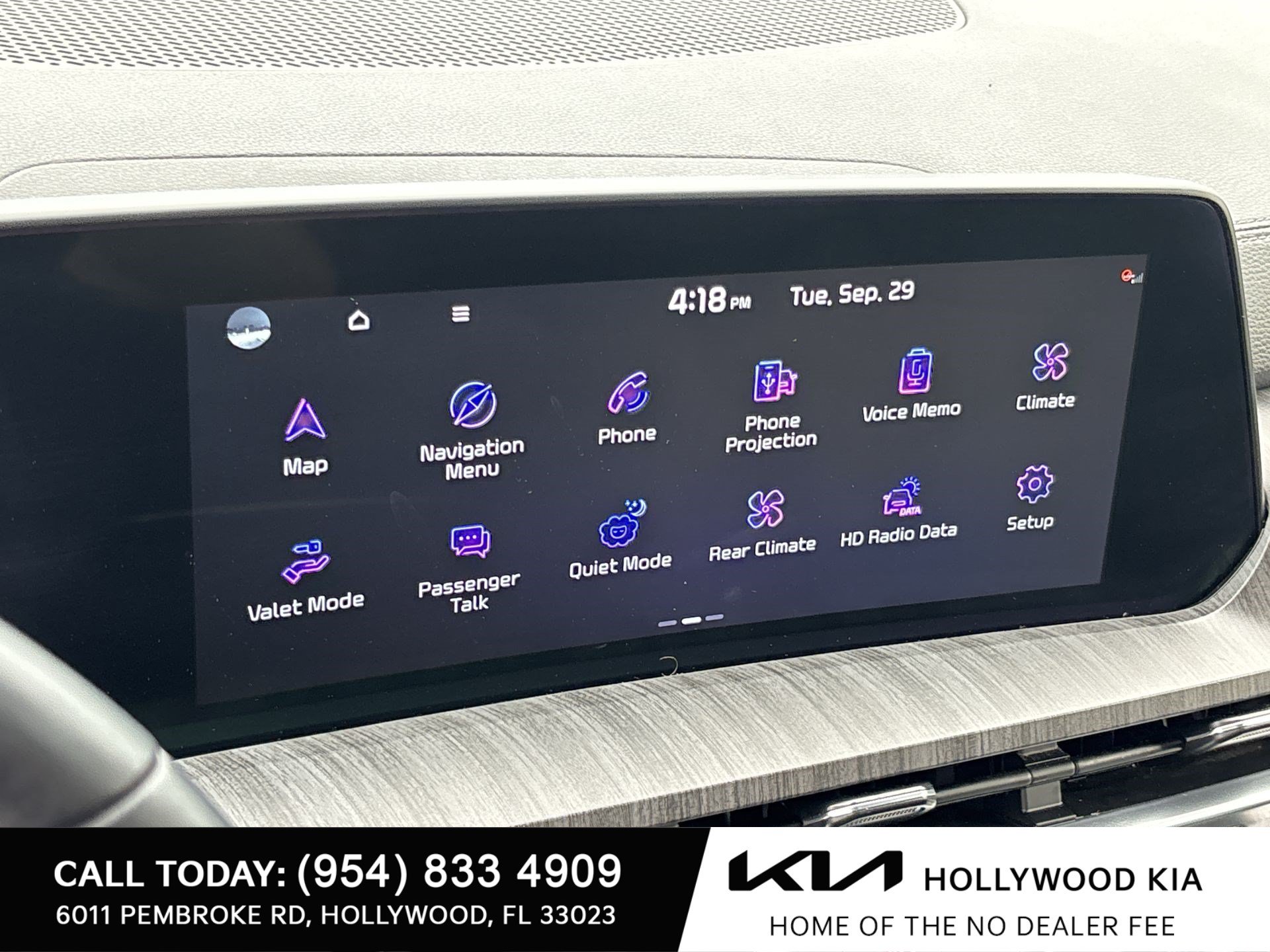 Certified 2024 Kia Telluride SX w/ Towing Package AWD/4WD image 12