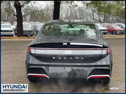 New 2026 Hyundai Sonata SEL FWD image 6