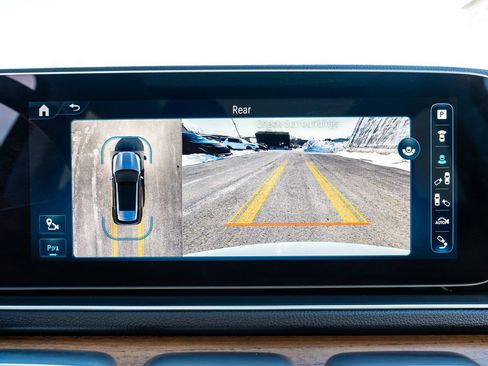 Used 2024 Mercedes-Benz GLE 350 4MATIC w/ Driver Assistance Package image 28