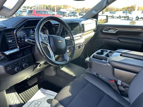 Used 2023 Chevrolet Silverado 1500 LT image 21