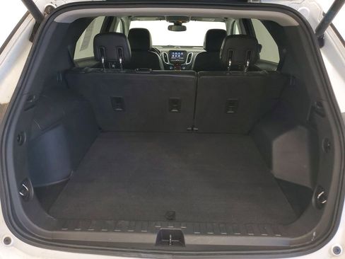 Used 2020 Chevrolet Equinox LT w/ Sport Edition image 23