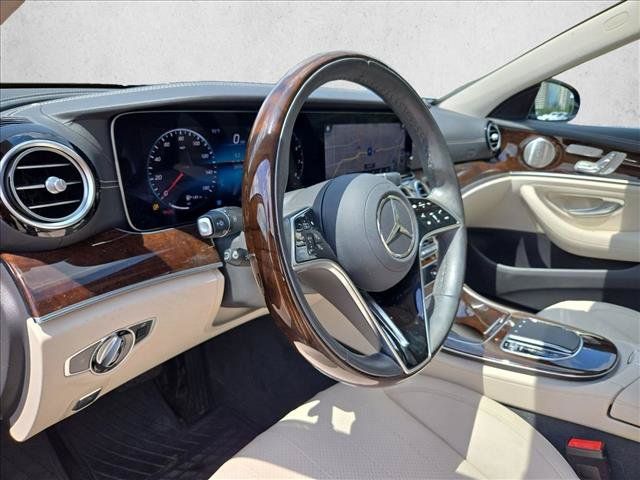 Used 2022 Mercedes-Benz E 350 Sedan image 10