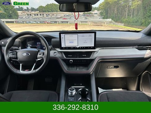 Used 2025 Ford Explorer ST RWD image 12