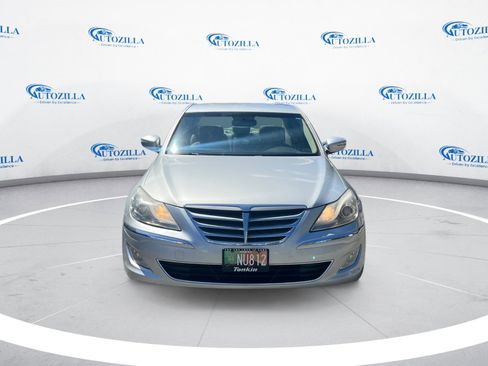 Used 2012 Hyundai Genesis 3.8 image 8