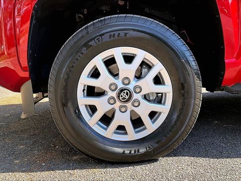 Used 2024 Toyota Tacoma SR5 image 31