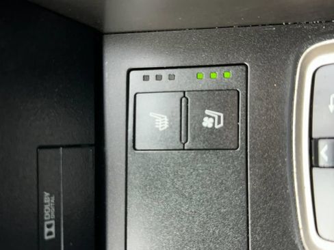 Used 2017 Lexus IS 200t w/ Navigation System Package RWD image 26