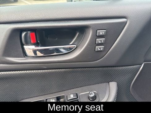 Used 2015 Subaru Legacy 2.5i Limited image 20