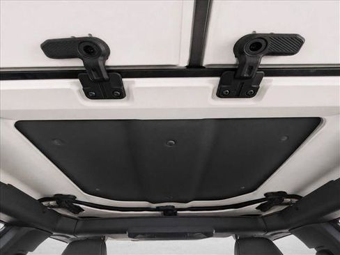 Used 2026 Ford Bronco Badlands AWD/4WD image 13