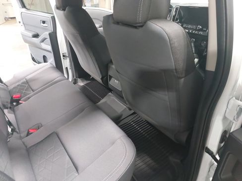 New 2026 Nissan Frontier SV w/ All-Weather Content Package AWD/4WD image 11