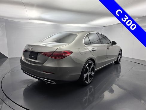 Used 2023 Mercedes-Benz C 300 Sedan image 4