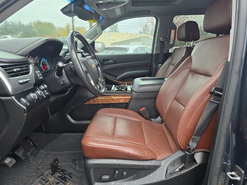 Used 2019 Chevrolet Tahoe Premier w/ Premier Plus Edition image 24