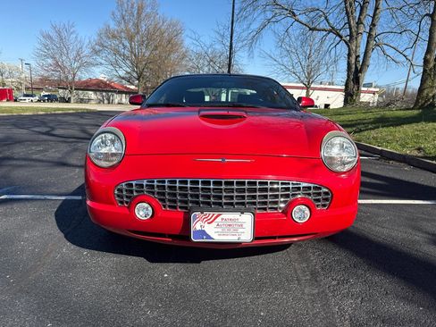 Used 2004 Ford Thunderbird RWD image 33