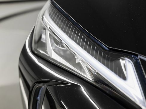 Used 2019 Lexus UX 250h w/ Premium Package image 13