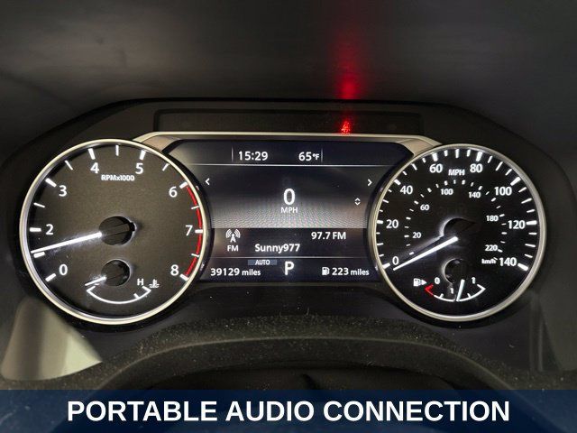 Used 2021 Nissan Rogue SV AWD/4WD image 16