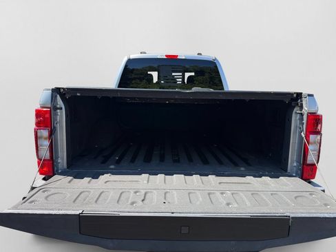 Used 2021 Ford F350 Lariat w/ Tremor Off-Road Package AWD/4WD image 21