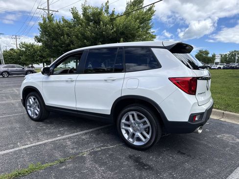 Used 2024 Honda Passport EX-L image 11